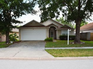 303 Riunite Cir, Winter Springs, FL 32708