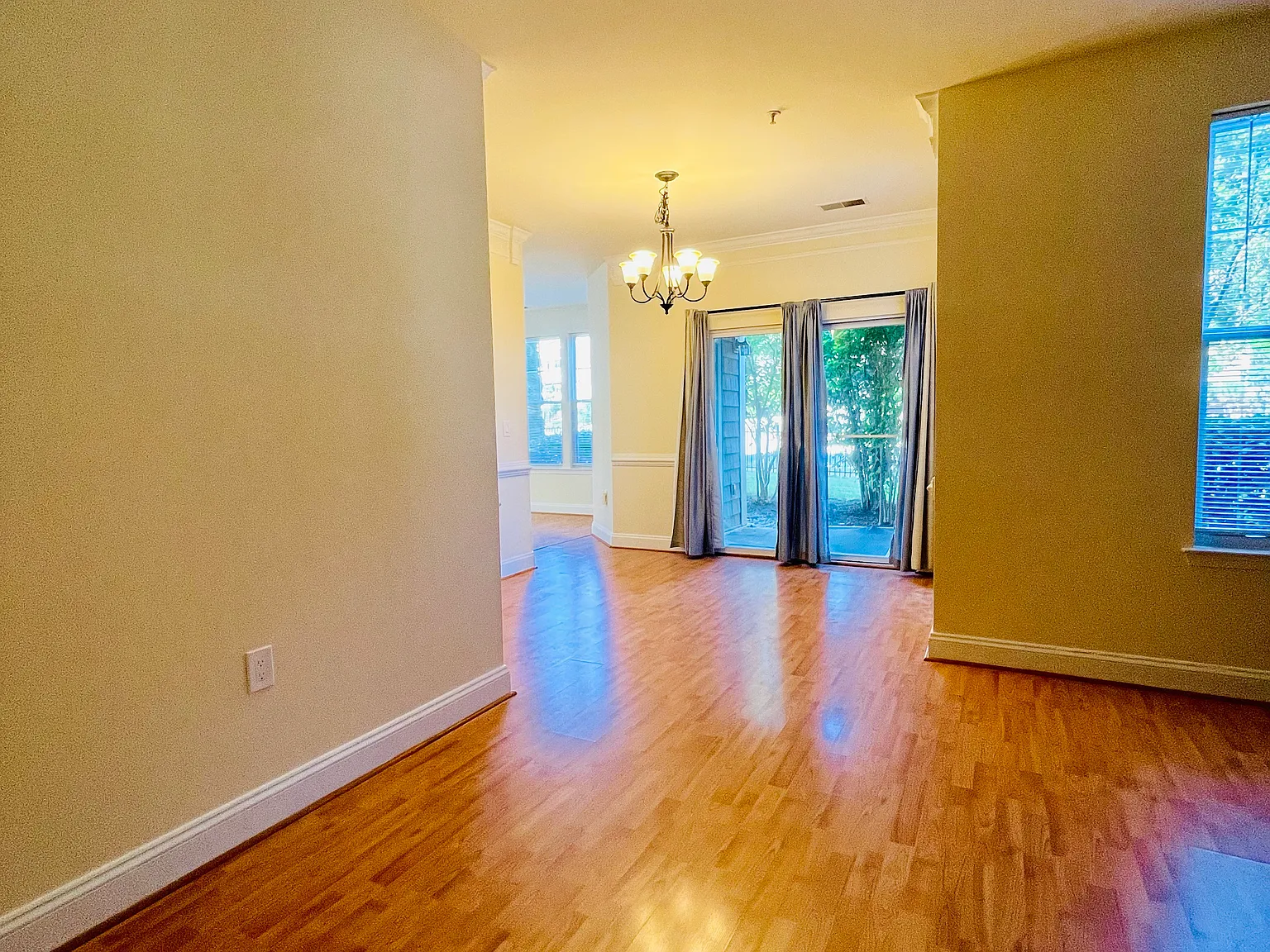 12824 Clarksburg Square Rd — Photo 1