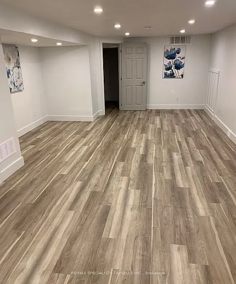 4085 King St #BASEMENT — Photo 2