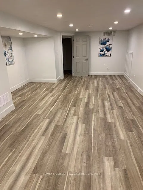 Building Photo - 4085 King St #BASEMENT