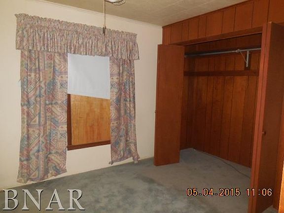 5th image of 610 W Cleary St