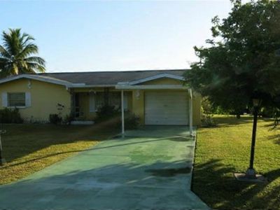 121 Schneider Dr, Fort Myers, FL, 33905