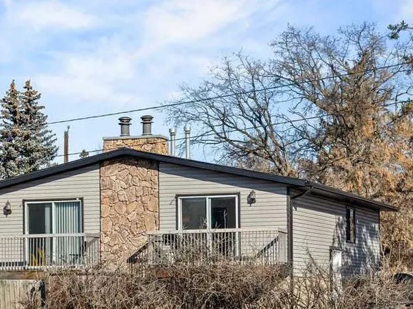 7006 A S Bowness Rd NW, Calgary, AB T3B 0G4