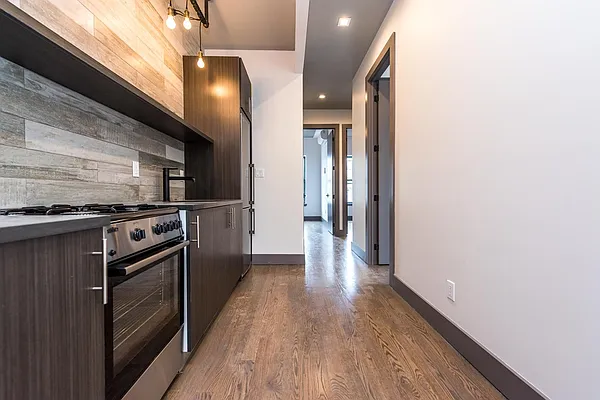 Rented by Premium Management  | media 44