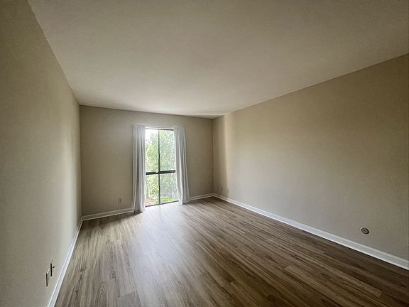4th image of 7838 Cowles Mountain Ct Unit C17