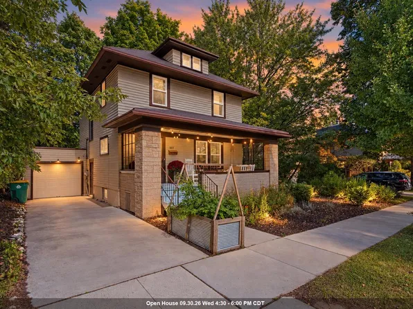 1017 Eliza St, Green Bay, WI 54301