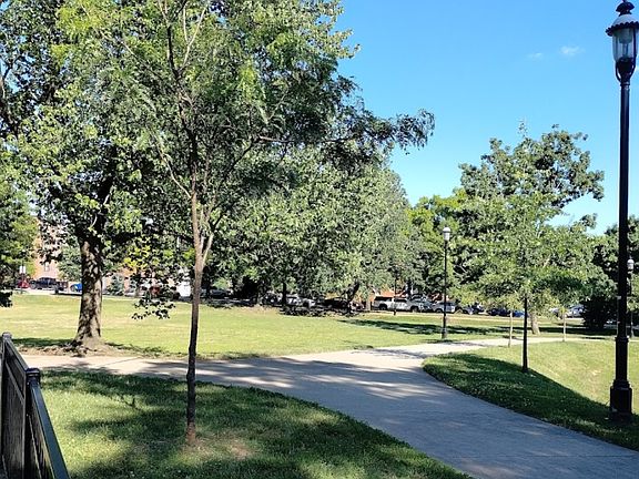5th image of 1807 Eutaw Pl APT 3R