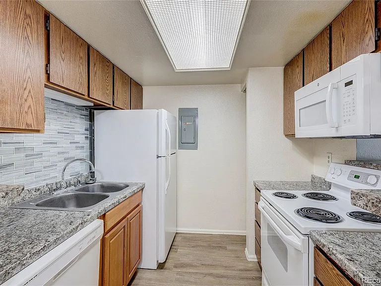 14494 E Colorado Dr #103 — Photo 12