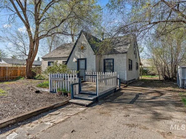 5165 N Quinella St, Garden City, ID 83714
