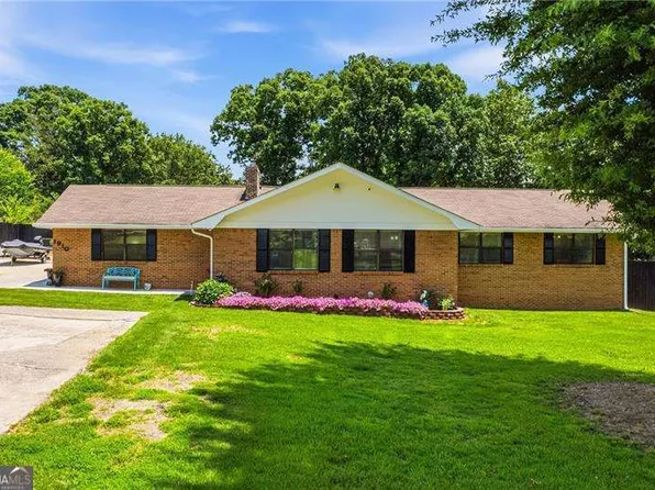 1910 Mack Rd, Douglasville, GA 30135