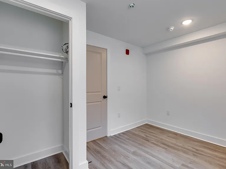 715 W Cumberland St #B — Photo 14