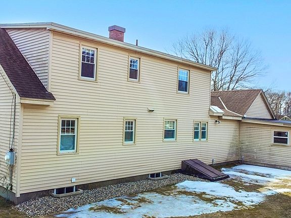 3rd image of 149 Prospect St
