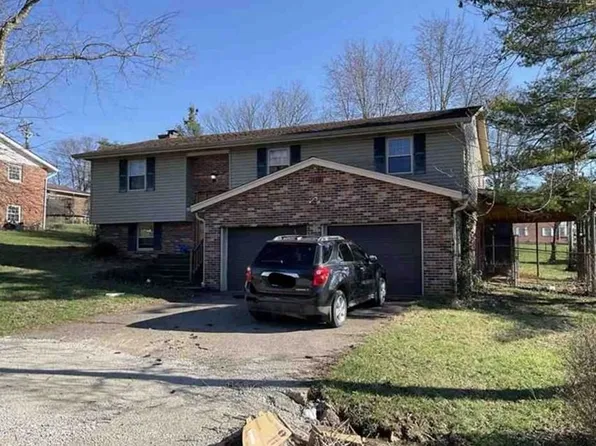 1598 Martha Ann Dr, Maysville, KY 41056