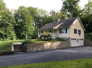 75 Dug Hill Rd, Holland, MA 01521
