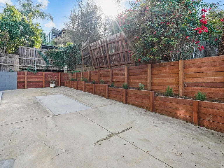 4762 E Charters Ave — Photo 40