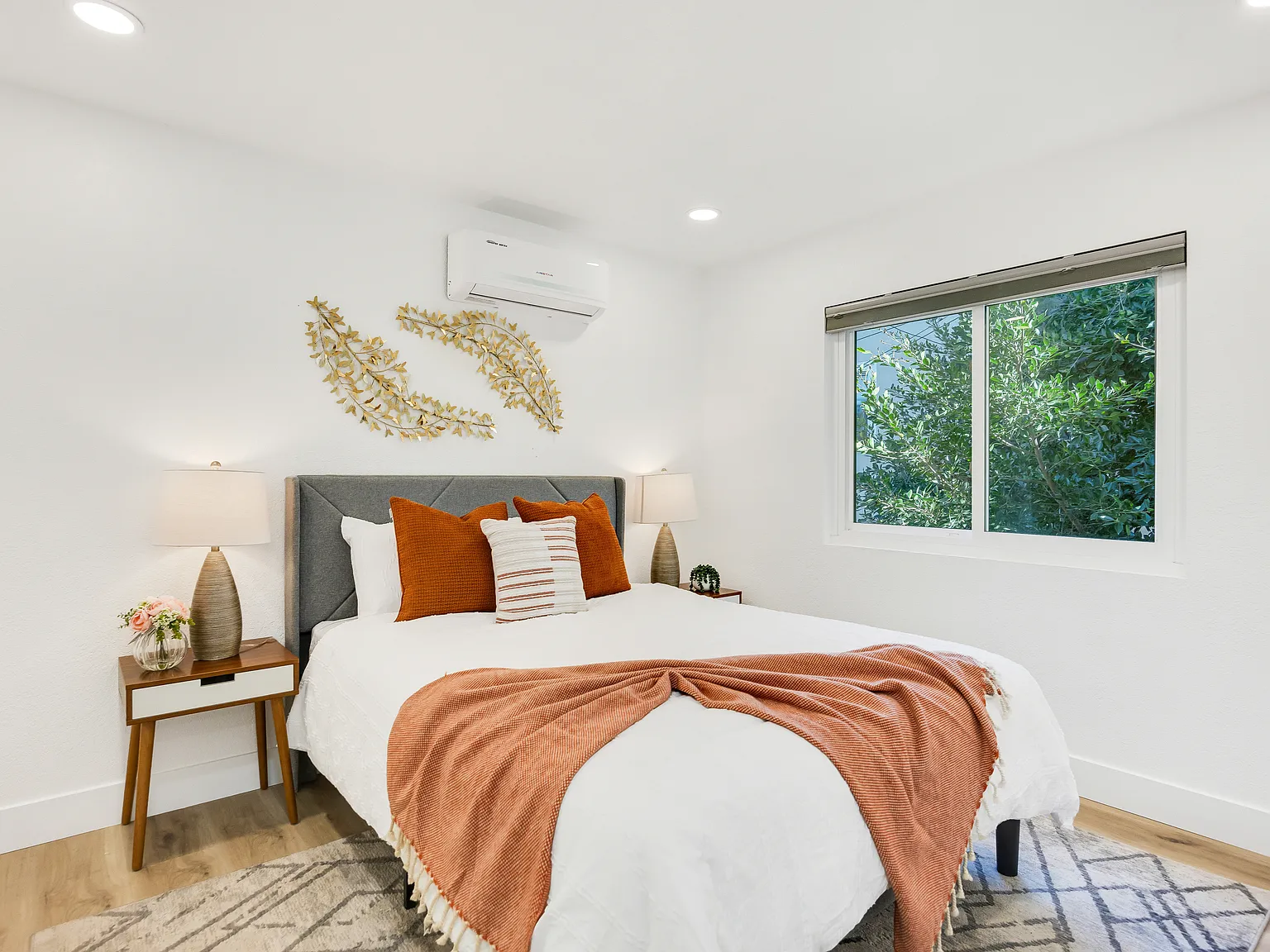 348 Molino Ave — Photo 3