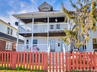 806 Lenox Ave, Waukegan, IL 60085