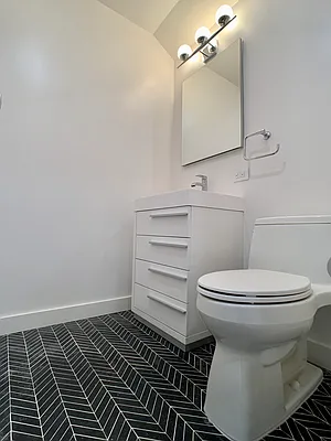 Rented by Building Equity Real Estate LLC | media 8