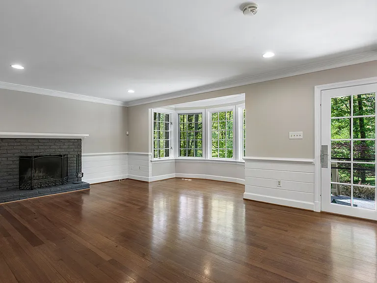 9900 Kingsbridge Rd — Photo 9