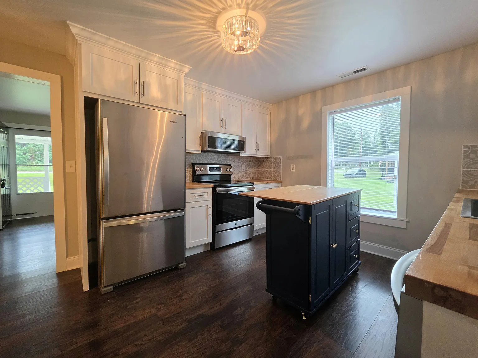 1102 E Georgia Rd — Photo 4