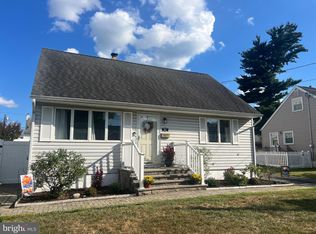 31 Baltusrol St, Hamilton, NJ 08690