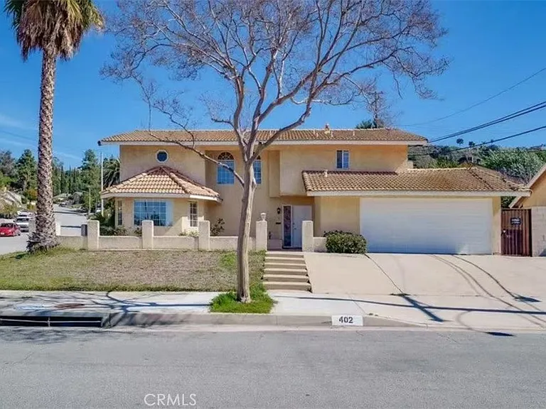 402 Bregante Dr — Photo 1