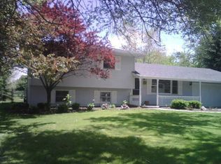 2816 Westmorland Ave, New Lenox, IL 60451