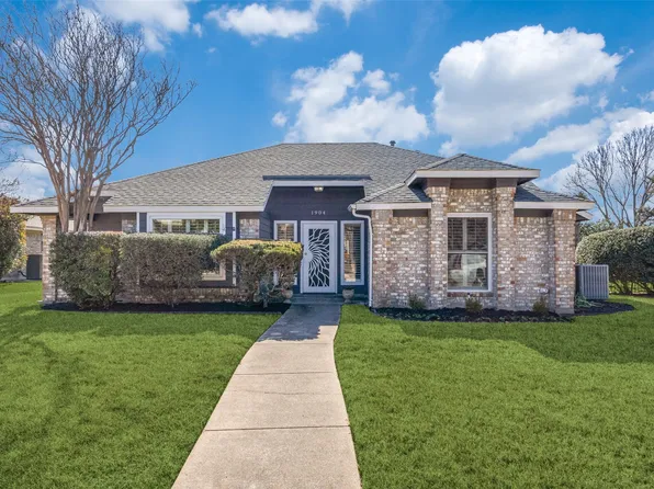 1904 Crestside Dr, Carrollton, TX 75007