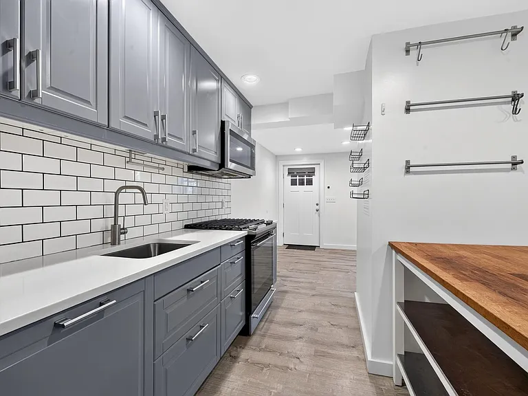 342 1st St #GARDEN LEVEL — Photo 6