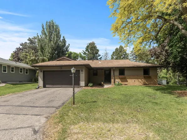 755 Keokuk Ln, Mendota Heights, MN 55120
