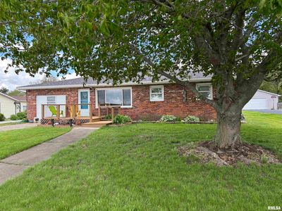1136 N Diamond St, Jacksonville, IL, 62650