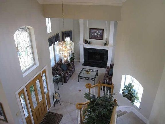 2nd image of 4552 Lancelot Dr