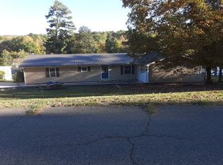 162 Quail Knoll Dr, Eatonton, GA 31024