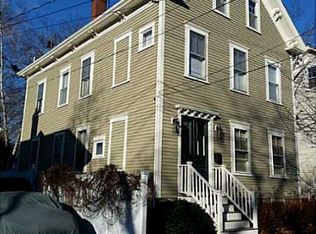 34 3rd St #1, Newport, RI 02840