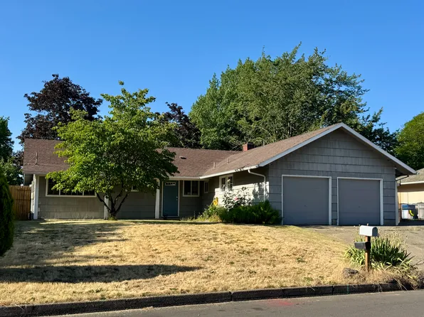 225 NE 23rd St, Gresham, OR 97030