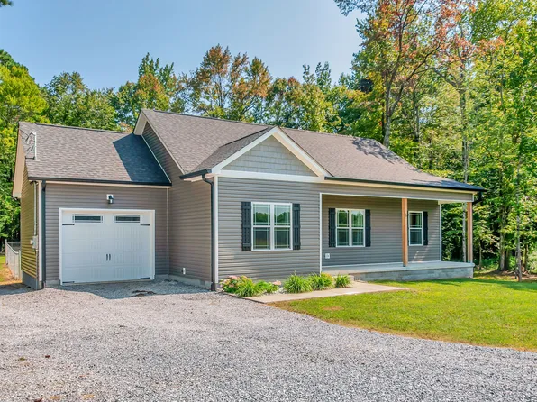 801 Long St W, Mc Ewen, TN 37101