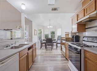 218 Juniper Dr, Georgetown, TX 78626