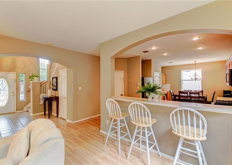 1st image of 3722 Eagles Nest St
