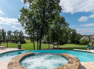 6903 Balmoral Dr, Rogers, AR 72758