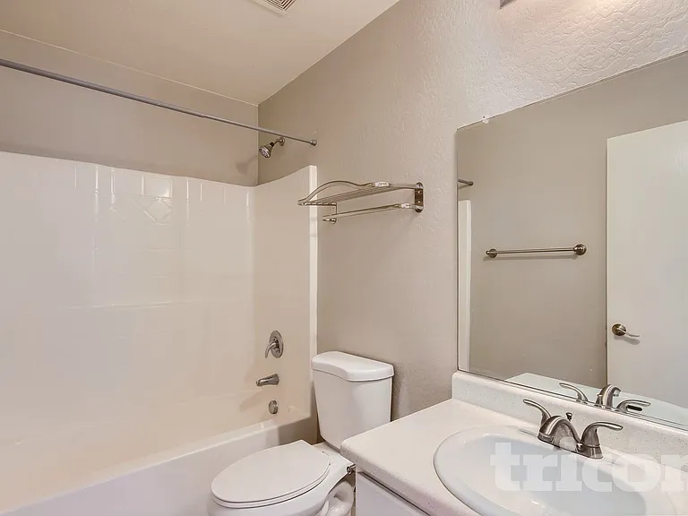 37186 W Amalfi Ave — Photo 21