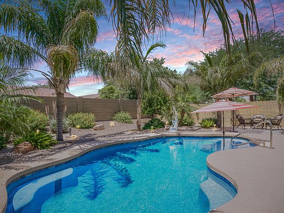 2nd image of 1113 E Coyote Creek Way