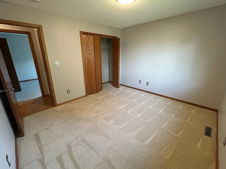 5918 Shetland Dr NW — Photo 20