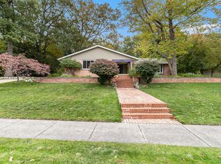 1016 N Sherman St, Ludington, MI 49431