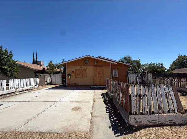 711 W South St #G, Madera, CA 93638