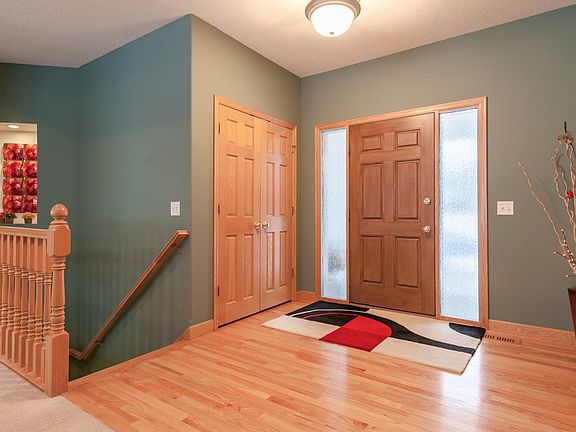 Generous Closet Space