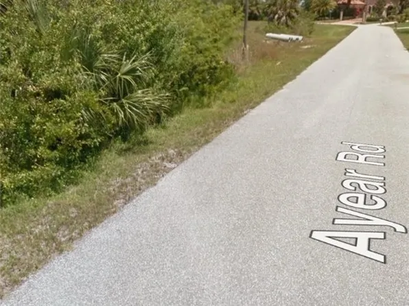 10593 Ayear Rd, Port Charlotte, FL 33981