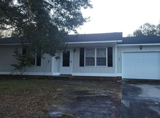 819 Arnold Rd, Wilmington, NC 28412