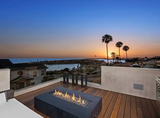 211 Goldenrod Ave, Corona Del Mar, CA 92625