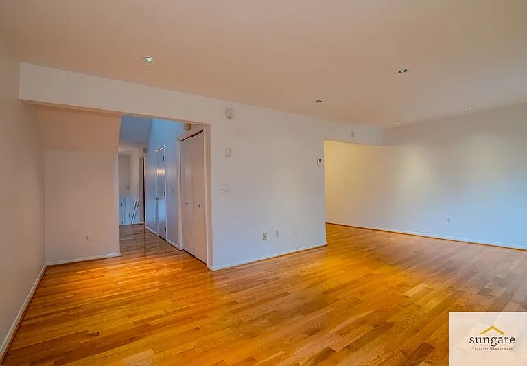 418 Five Farms Ln — Photo 5