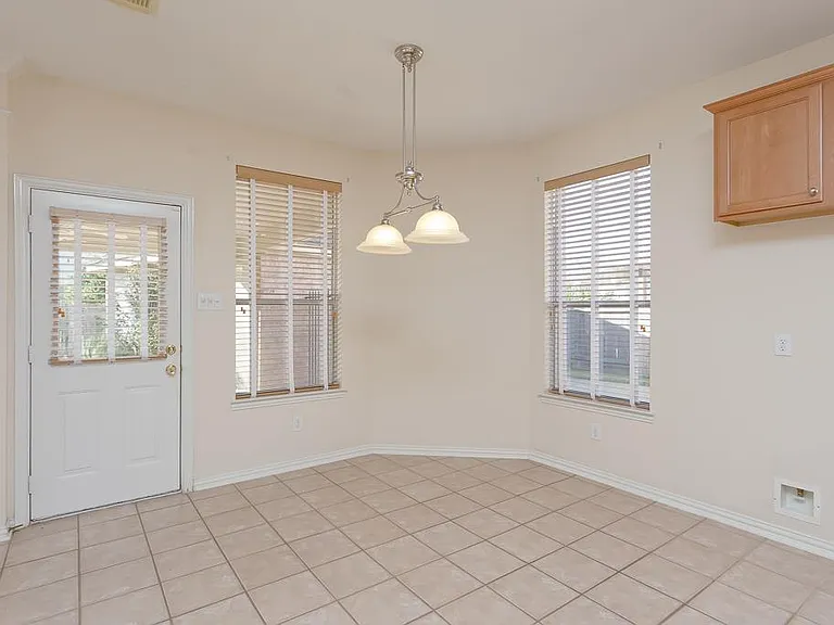 310 Watercrest Harbor Ln — Photo 5